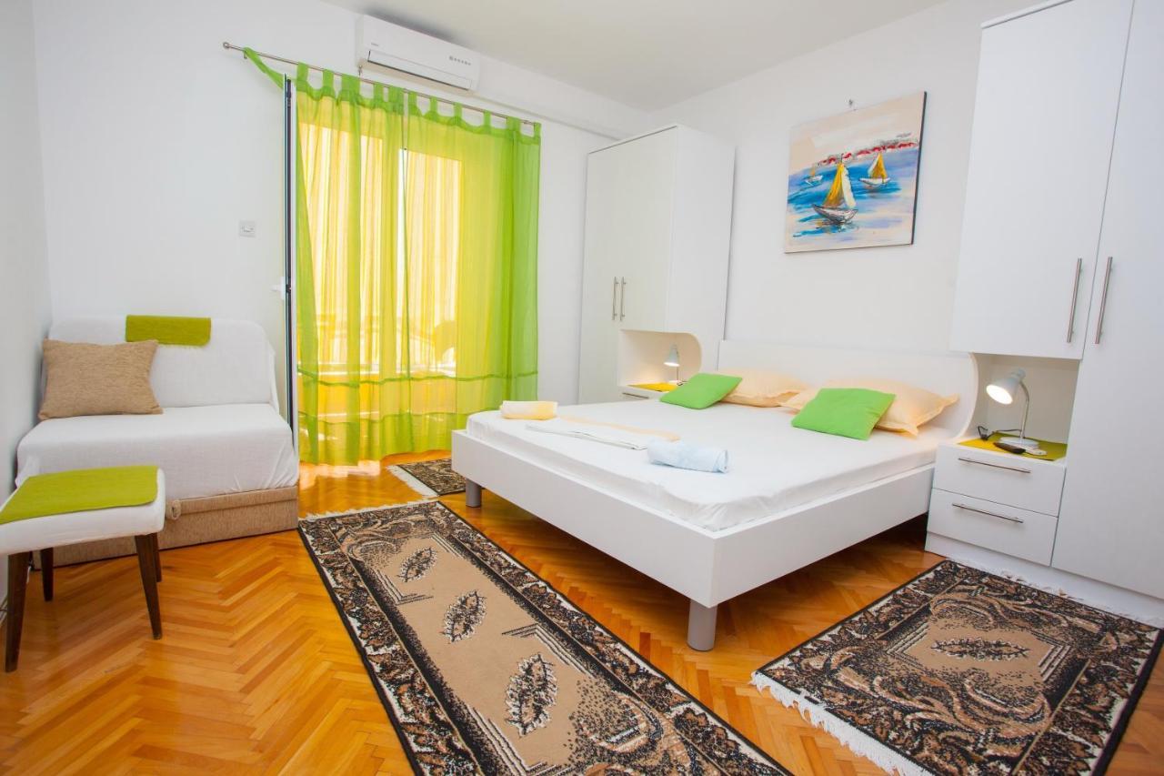 Apartments With A Parking Space Podgora, Makarska - 12816 エクステリア 写真