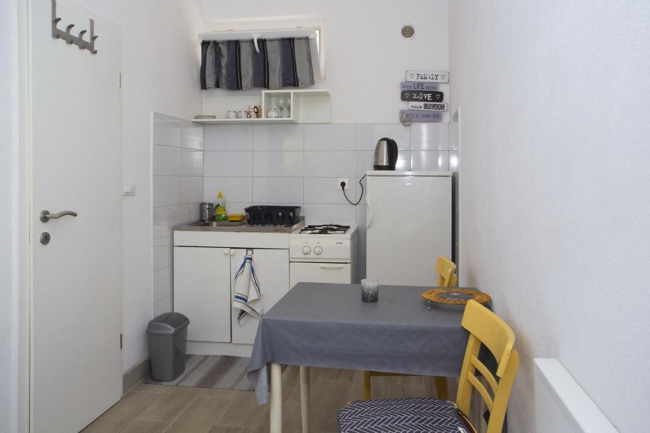 Apartments With A Parking Space Podgora, Makarska - 12816 エクステリア 写真