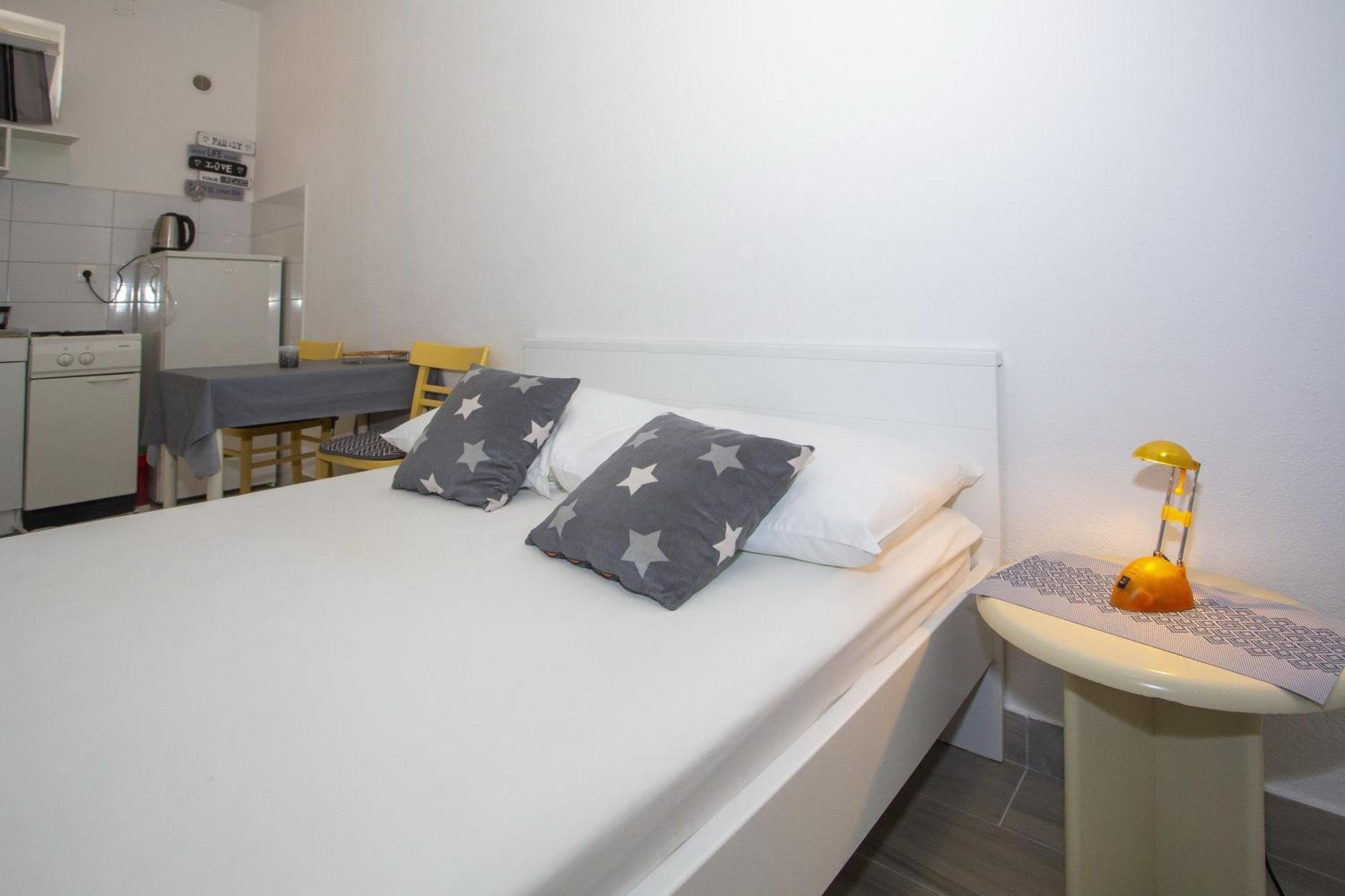 Apartments With A Parking Space Podgora, Makarska - 12816 部屋 写真