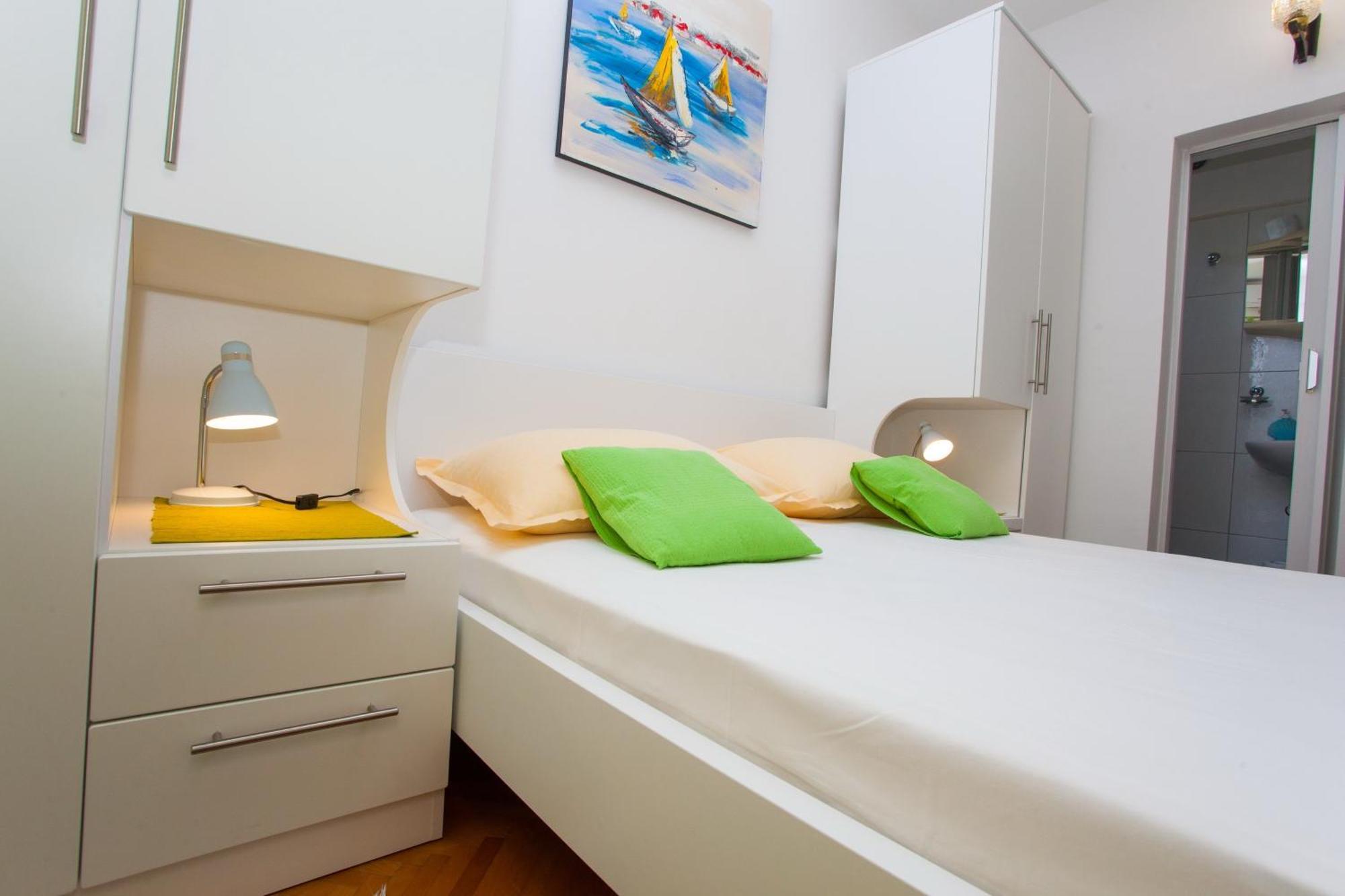 Apartments With A Parking Space Podgora, Makarska - 12816 部屋 写真